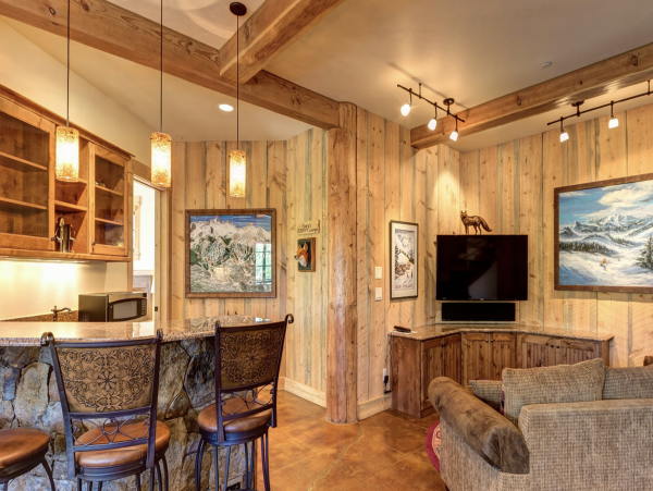 Ski in Ski out Peak 8 Luxury Home